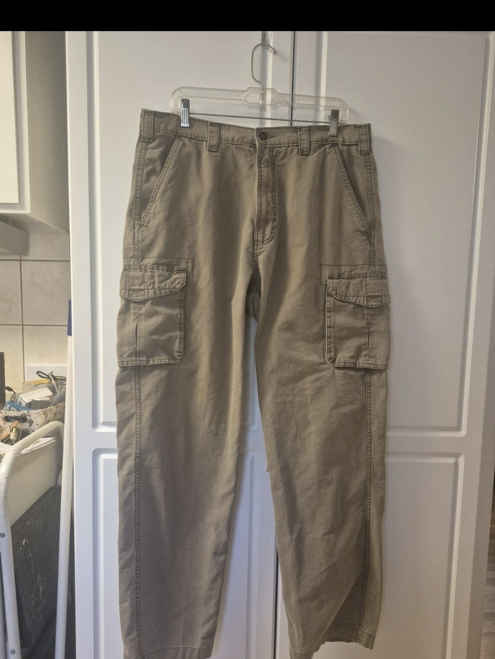 St. John's Bay Men's Cargo Pants in Khaki 36x34